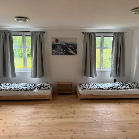 Klidne Pod Dracim Vrchem Apartamento